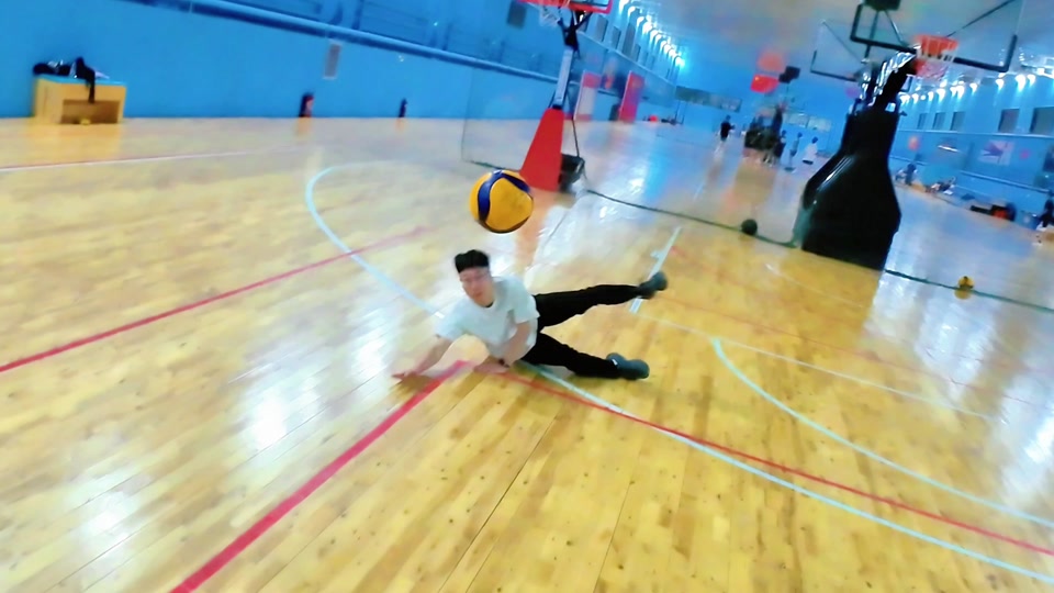 港浦东足球 港浦东足球