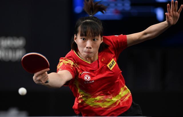 仅展示了球 仅展示了球