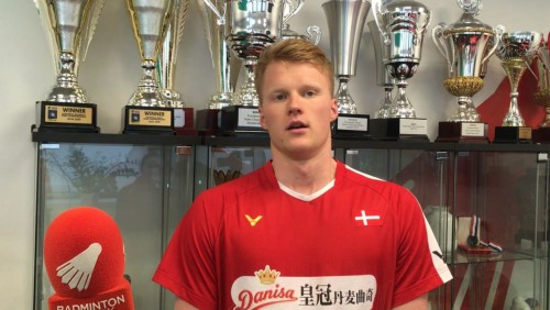 被霍里作为 被霍里作为