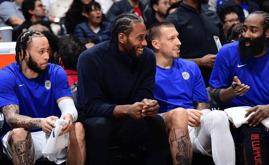 舞台站稳脚 舞台站稳脚